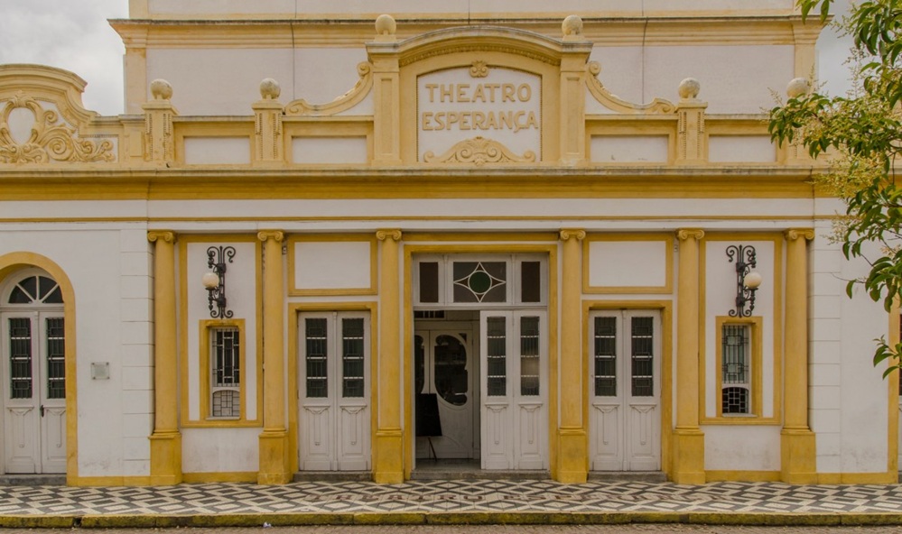 Festival de Cinema de Jaguarão leva mais de 900 filmes ao histórico Theatro Esperança