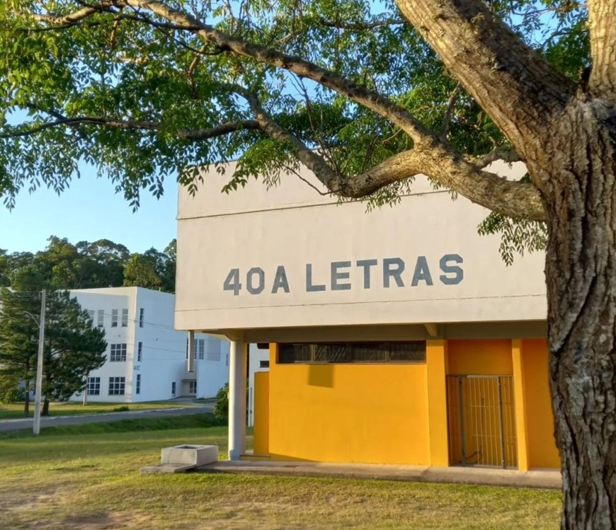 UFSM promove colóquio sobre políticas linguísticas e fronteiras