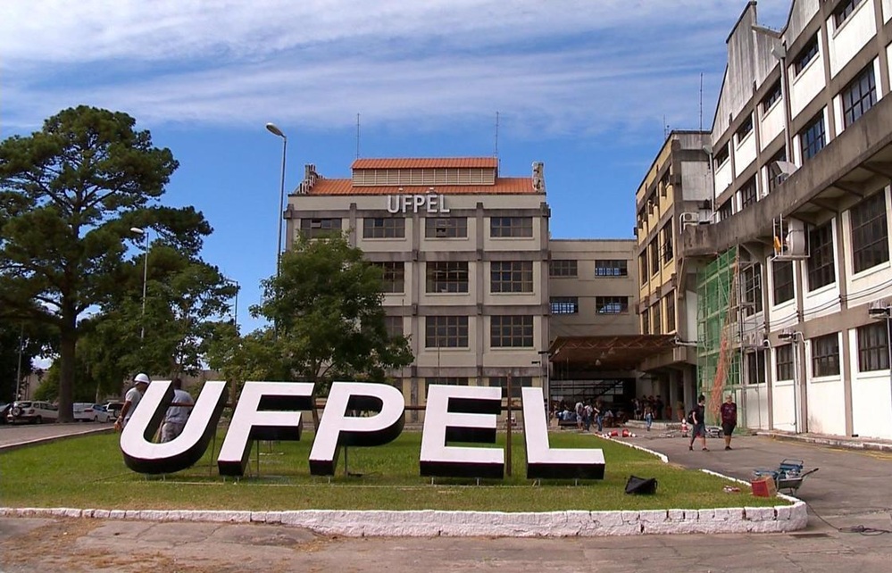 UFPel inaugura TV pública e amplia acesso à informação